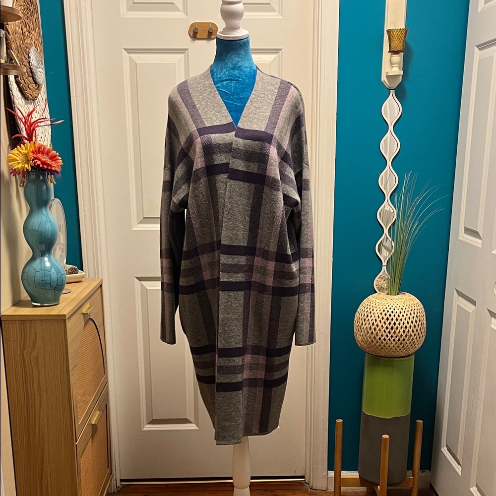 New York & Company Gray and Purple Plaid Cardigan